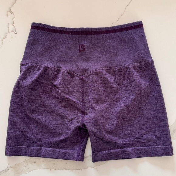 Buff Bunny - BBL SHORTS - Picture 2 of 5